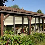 Ξενοδοχείο Campanile Vichy -