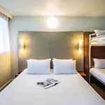 Campanile Vichy - Hotel