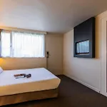 Campanile Vichy - 3*
