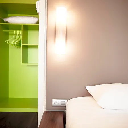 Hotell Campanile Vichy - 3*