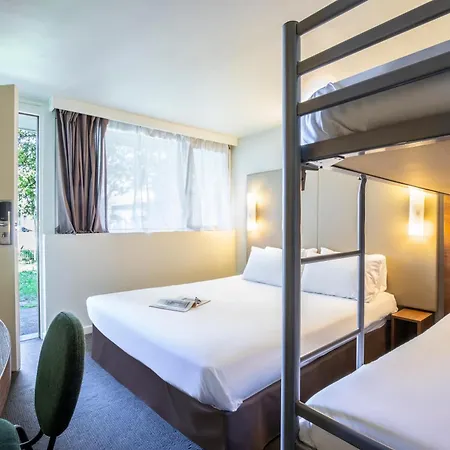 Hotell Campanile Vichy - 3*