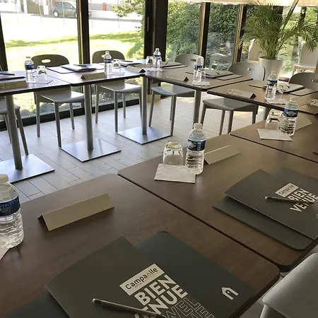 Campanile Vichy - Hotell