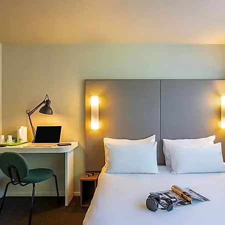 Campanile Vichy - Hotel 3*