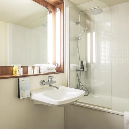 فندق Campanile Vichy -